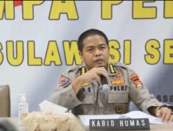 Plt KABIDHUMAS POLDA SULSEL GELAR PRESS RELEASE PENANGKAPAN TERSANGKA TERORIS DI WILAYAH LUTIM