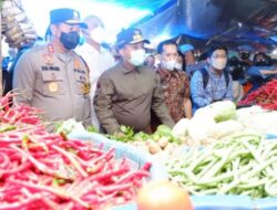Jelang Natal dan Tahun Baru Kapolda, PLT Gubernur Sulsel Sidak Pasar Tradisional