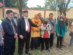 Penyerahan Resume Penetapan Harga Ganti Rugi Lahan Perkeretaapian Pangkep Melalui Sidang Mediasi.