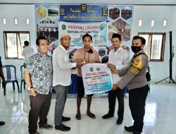 Bhabinkamtibmas Monitoring dan Awasi Penyaluran BLT-DD di Desa Bontokassi Takalar