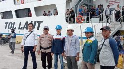 Satpolair Polres Majene Tingkatkan Pengamanan Pemberangkatan Kapal KM. Sabuk Nusantara 93